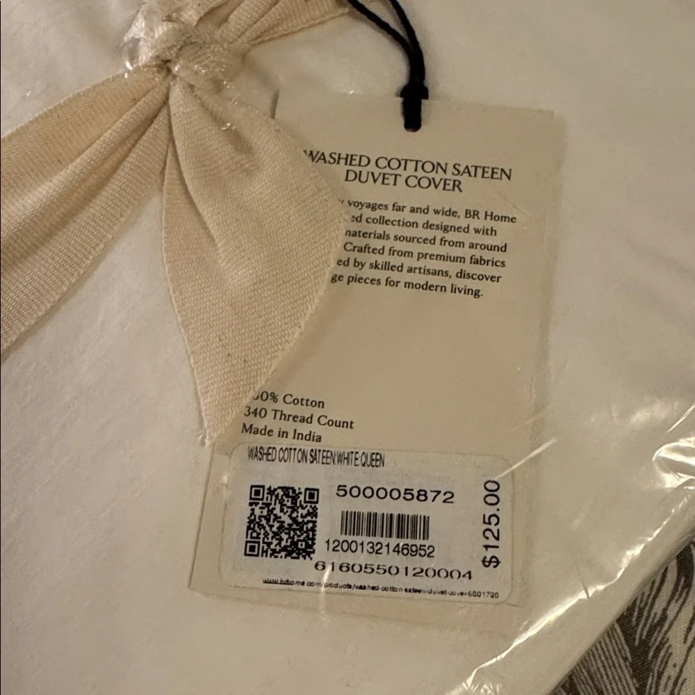 Banana Republic Washed Cotton Sateen Duvet Cover size queen in white